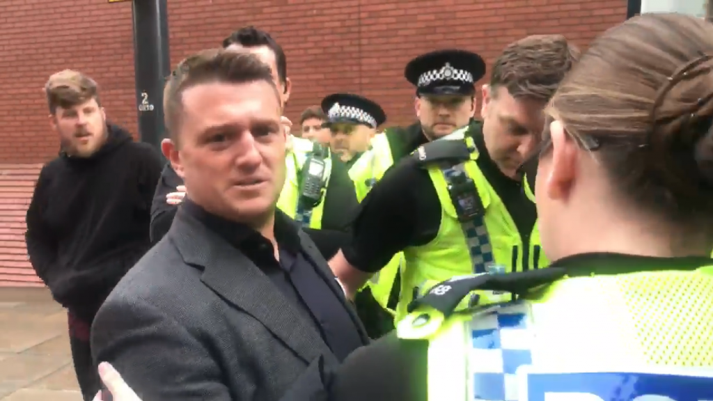Tommy Robinson arrested